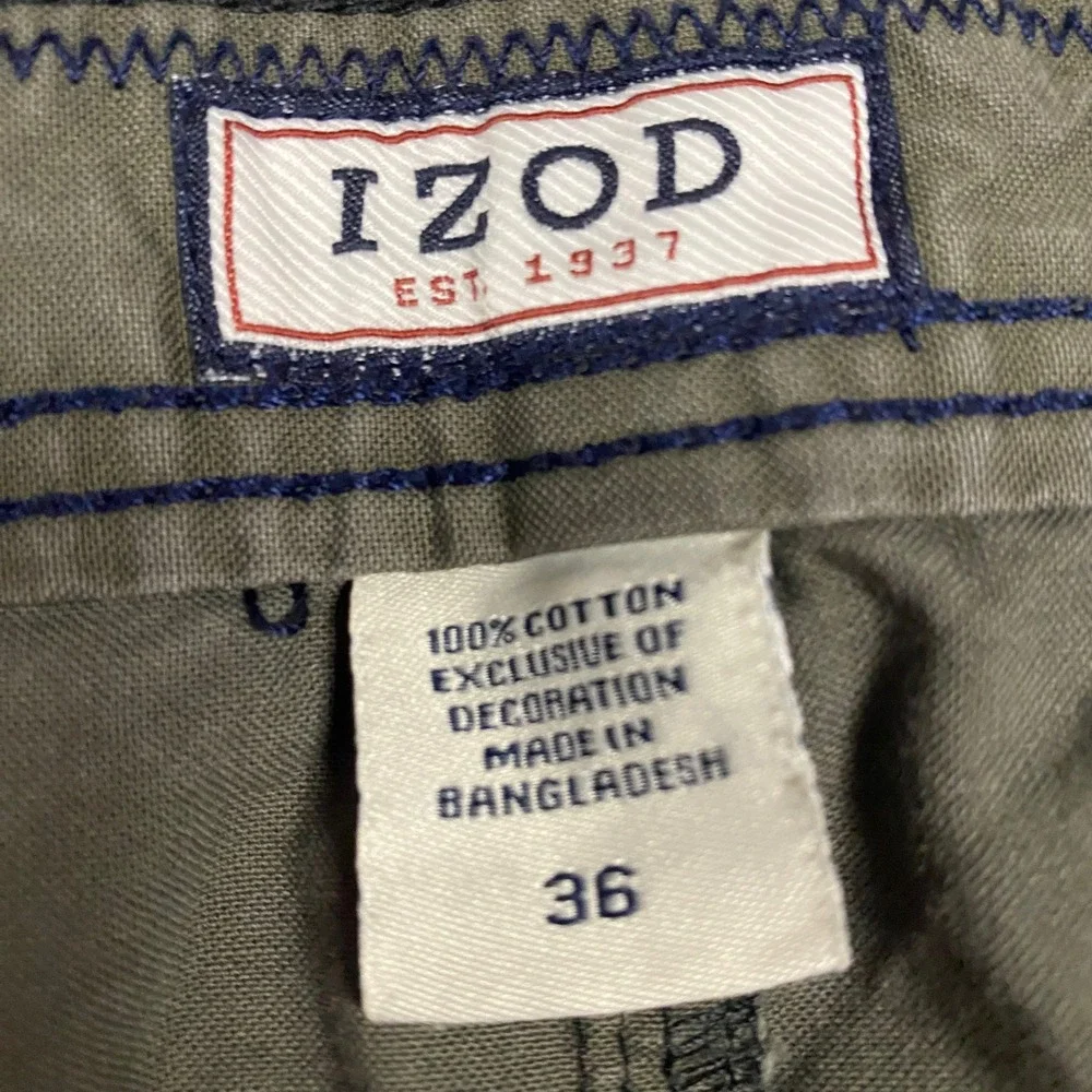 IZOD Saltwater Cargo Shorts Mens 36 Green Brown Plaid Cotton Pockets Micro Check